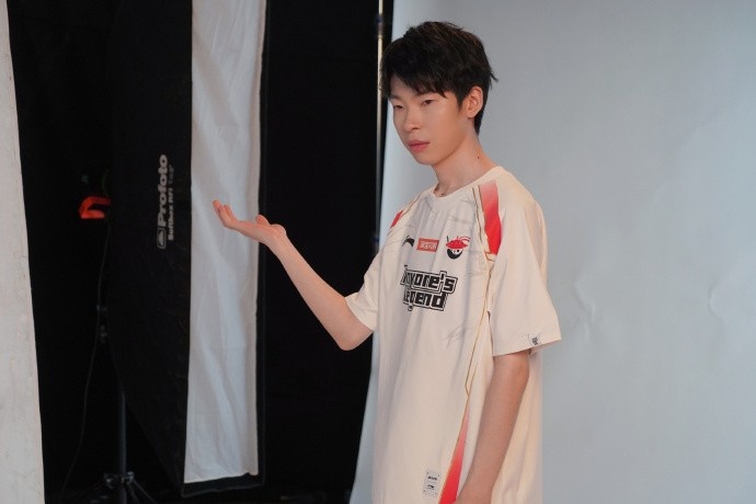 AL分享拍摄返图：你上单🐹你中单🐶你下单！