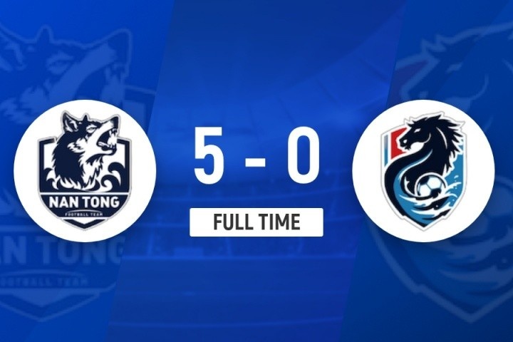 南哥！南通5-0大胜淮安晋级苏超4强 南通5人破门倒勾+远射世界波