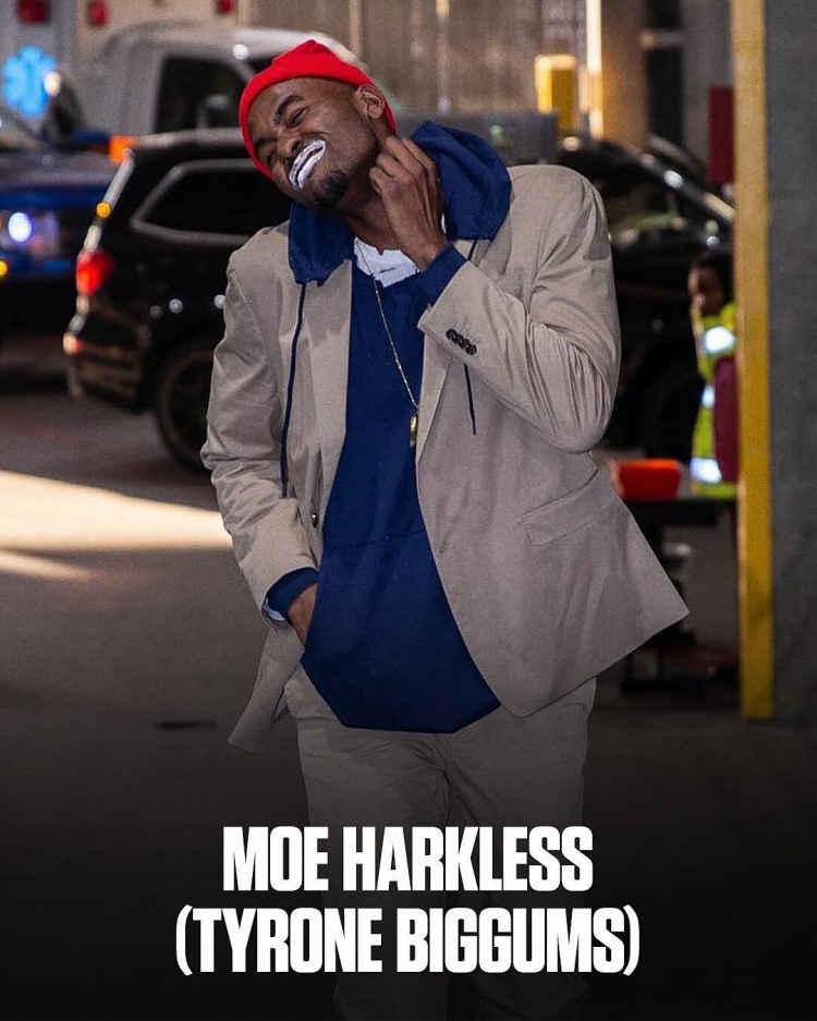 ESPN晒球员经典万圣节造型:库里化身拼图杀人狂 老詹变恐怖小丑 ESPN晒球员经典万圣节造型:库里化身拼图杀人狂 老詹变恐怖小丑