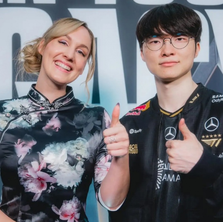 赛事官方分享T1赛后返图：卫冕冠军重回半决赛