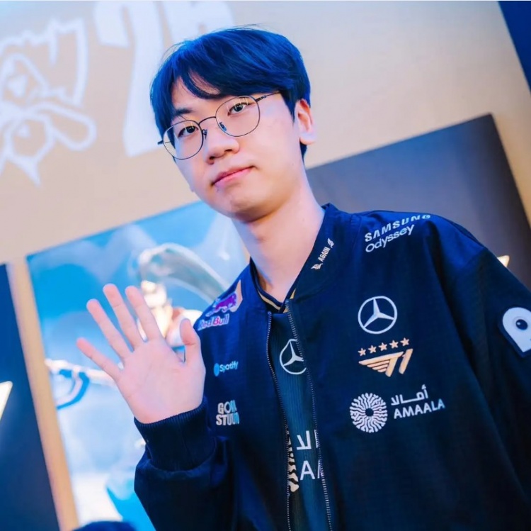 赛事官方分享T1赛后返图：卫冕冠军重回半决赛