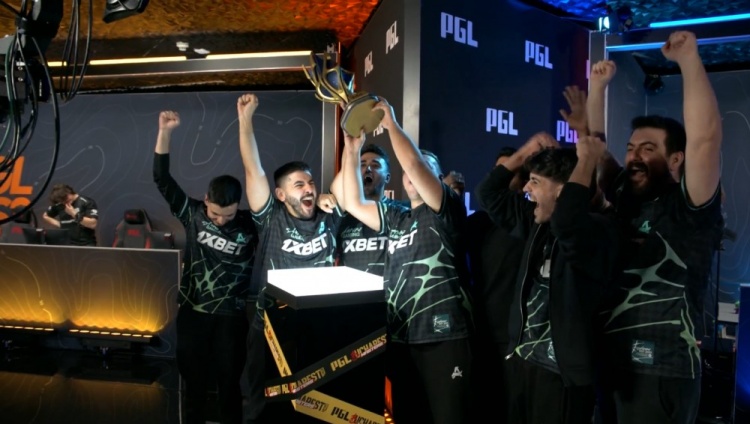 🎮顶级白忙活！Legacy让2难追3 Aurora勇夺PGL布加勒斯特冠军