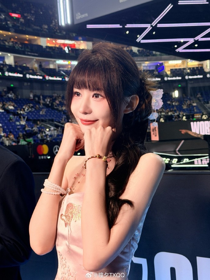 解说瞳夕晒照：时间过得好快 明天要加油٩(•̤̀ᵕ•̤́๑)