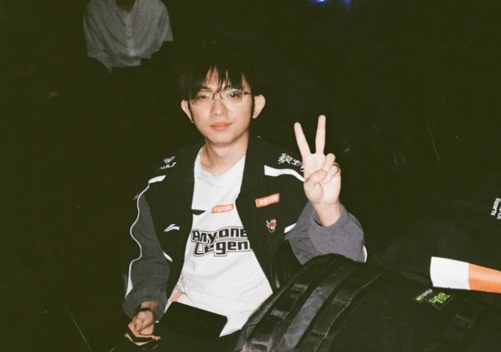 【万博电竞】AL分享世界赛拍摄花絮:AL in S15📸