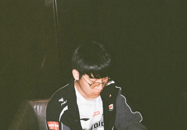 AL分享世界赛拍摄花絮：AL in S15📸