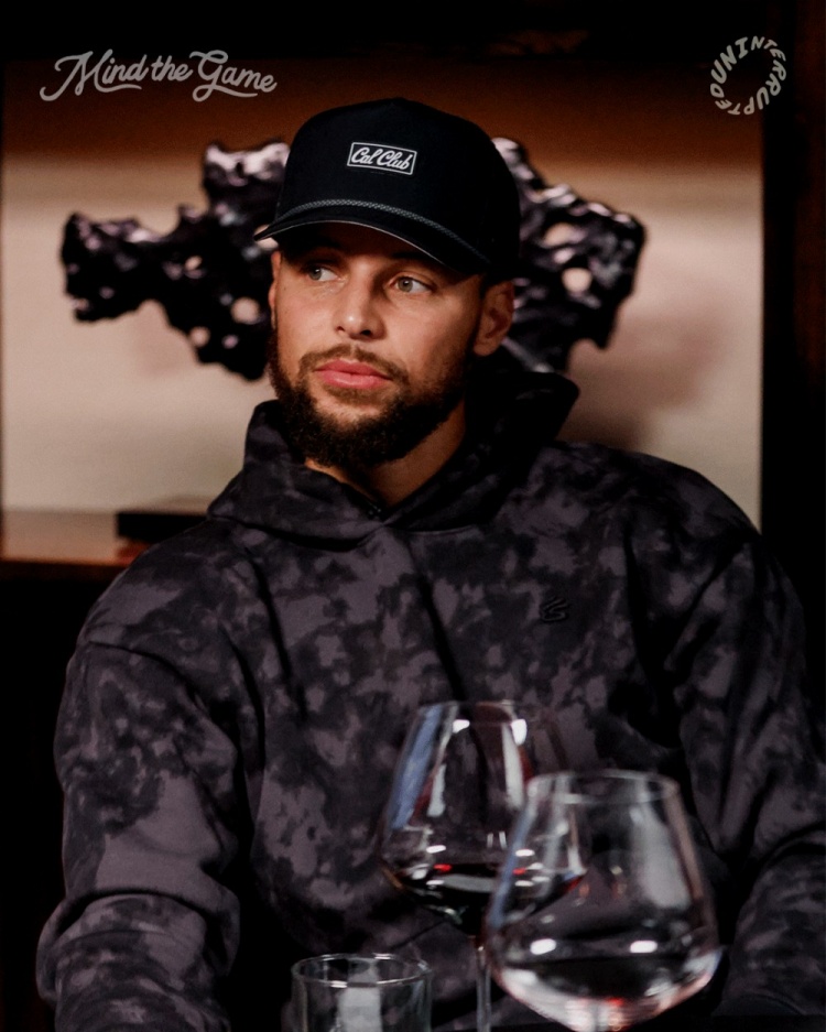 詹姆斯转发播客预告片段：你绝对不想错过这集！库里来了！