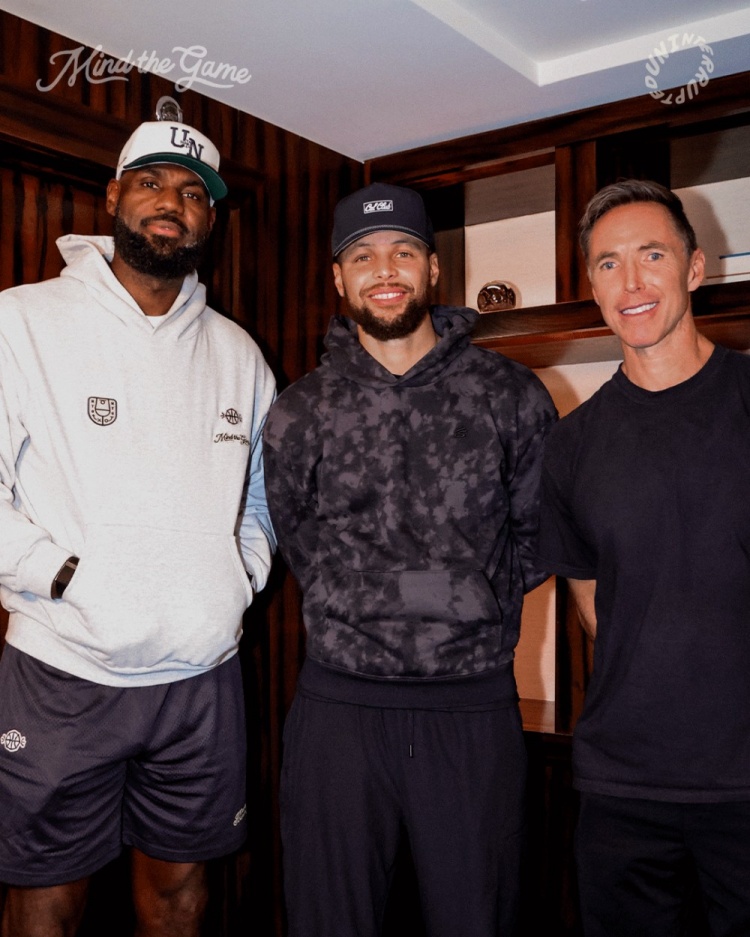 詹姆斯转发播客预告片段：你绝对不想错过这集！库里来了！