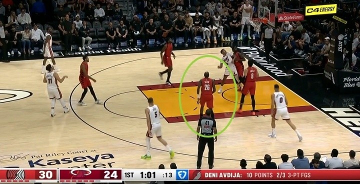 【球盟会】里斯登场!开拓者本场比赛首节 除杨瀚森之外的三个中锋都上了