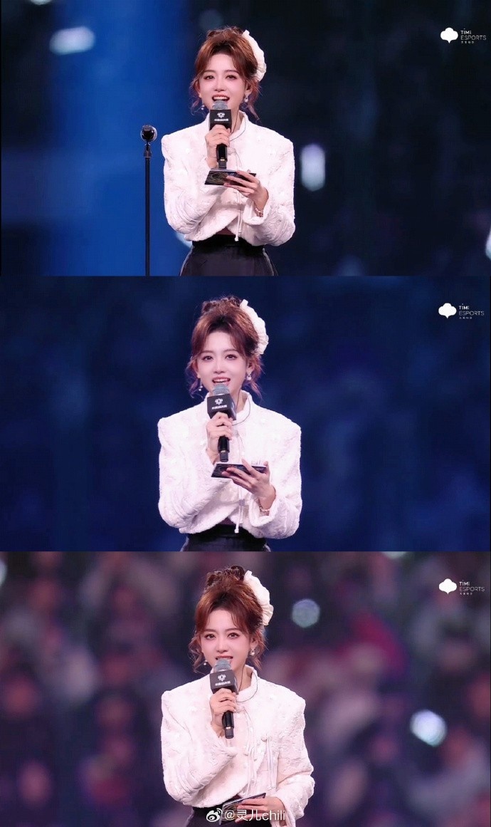 KPL主持灵儿晒赛场返图：好感动🥹我也是在鸟巢当过主持人啦！