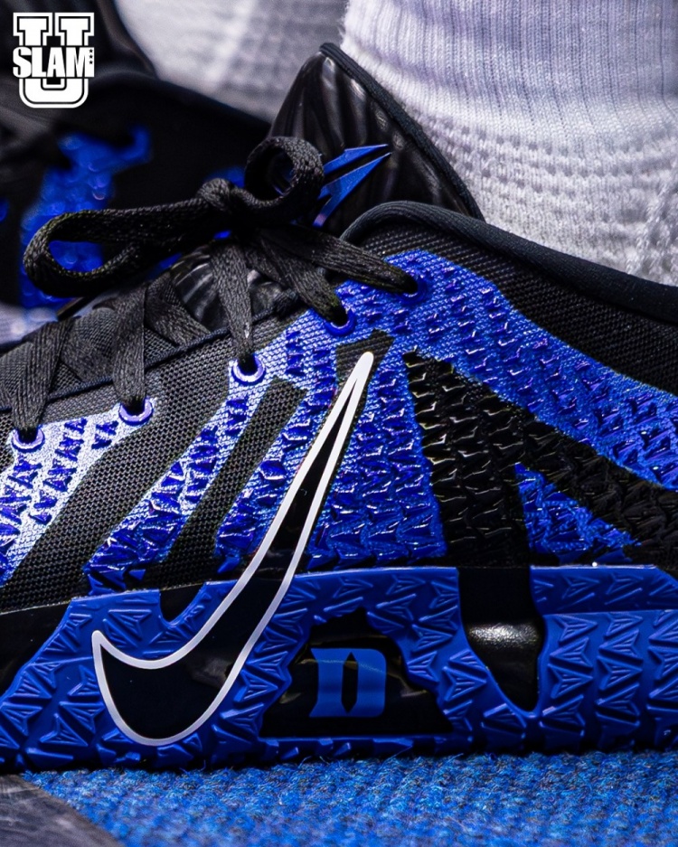 【NCAA】这配色相当吸睛!杜克大学球员上脚球队专属莫兰特Ja 3 PE!(图4) undefined