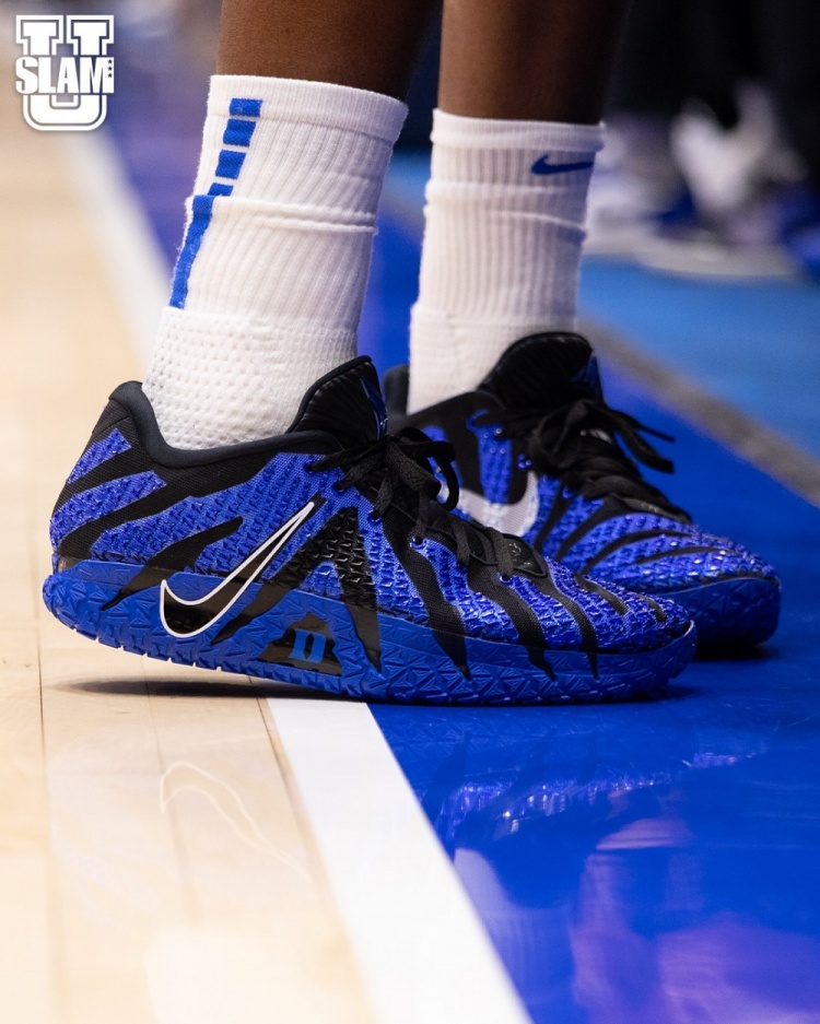 【NCAA】这配色相当吸睛!杜克大学球员上脚球队专属莫兰特Ja 3 PE!(图7) undefined