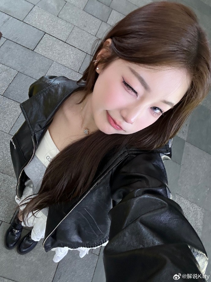 英文流解说Kitty晒照:迷路小猫 /ᐠ ˵> ⩊