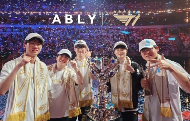 Faker：出道时并非领导风格，遇到ZOGK后感受到领导力的必要性