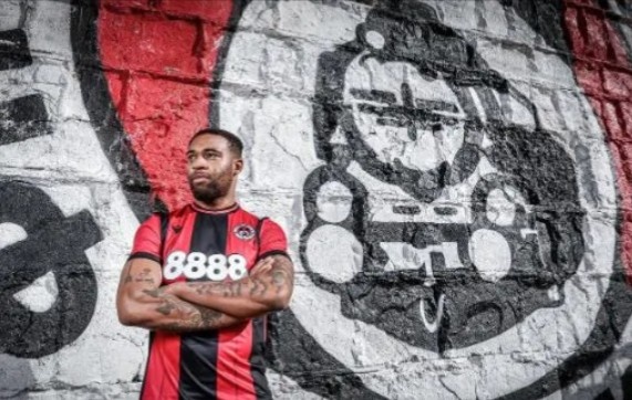 【有趣体育】官方:效力非联赛球队仅17天,利物浦旧将伊比加盟索菲亚火车头(图1) 【有趣体育】官方:效力非联赛球队仅17天,利物浦旧将伊比加盟索菲亚火车头(图1)