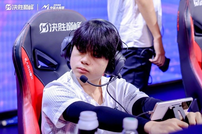 IG发布决胜巅峰选手赛后返图：感谢大家的支持，我们巅峰再会！