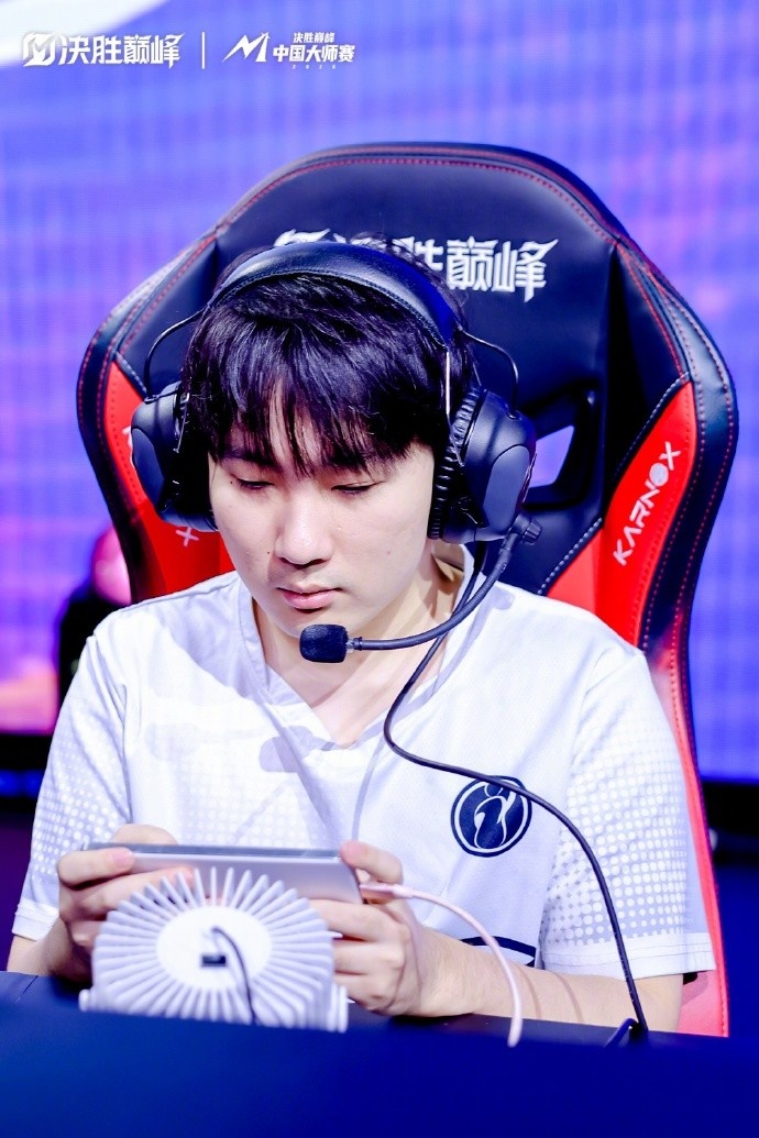 IG发布决胜巅峰选手赛后返图：感谢大家的支持，我们巅峰再会！