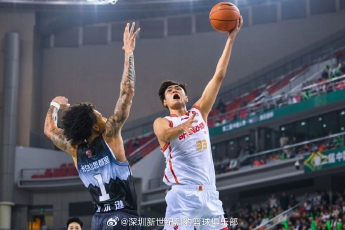 【赛事播报】深圳男篮主教练:四天四战的密集赛程对球员体能是❕不小的⬅️考验(图2) 【赛事播报】深圳男篮主教练:四天四战的密集赛程对球员体能是❕不小的⬅️考验(图2)