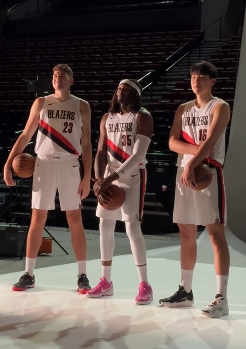 [有趣体育]队记：杨瀚森没有表现出首发的实力 也还没准备好做个合格的轮换(图2)