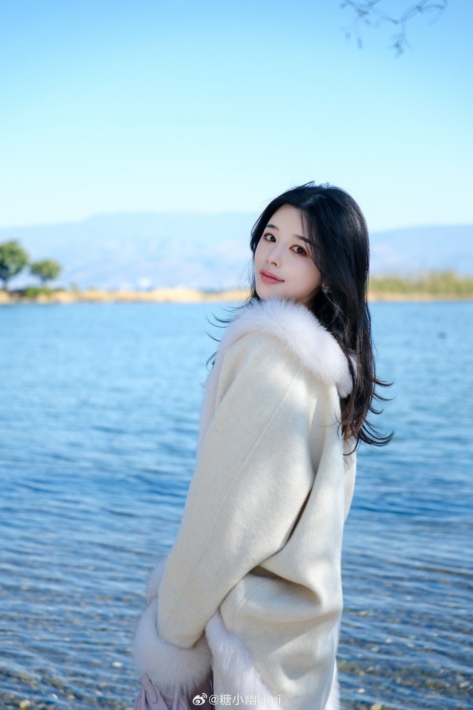 糖小幽分享和doinb旅游照:大理真是个轻而易举能把人留住的地方