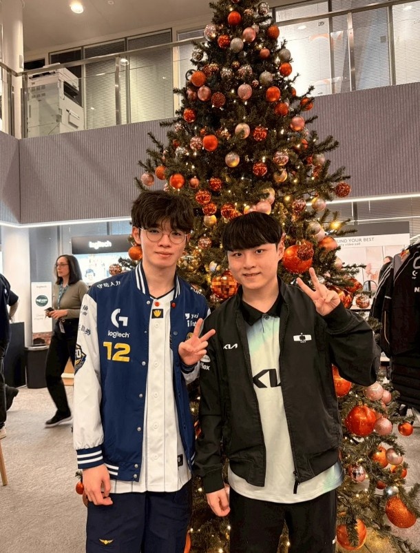 CFO分享Doggo与ShowMaker参加罗技活动合照:感谢邀请Doggo【球盟会】