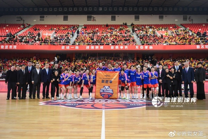 【体育世界】6轮输两场&四川女篮逐渐走下神坛 曾经的独一档如今不复存在(图3) 【体育世界】6轮输两场&四川女篮逐渐走下神坛 曾经的独一档如今不复存在(图3)