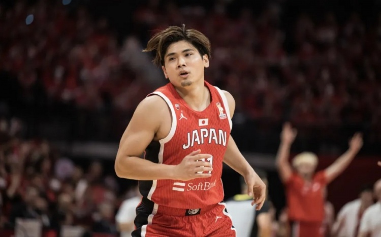 【中国队】日韩国家队选人，也不看联赛数据吗？(图8)