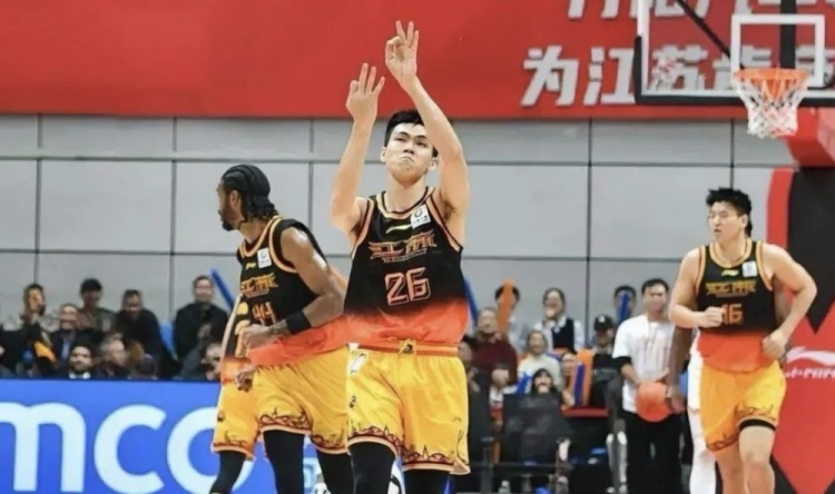 【中国队】日韩国家队选人，也不看联赛数据吗？(图13)