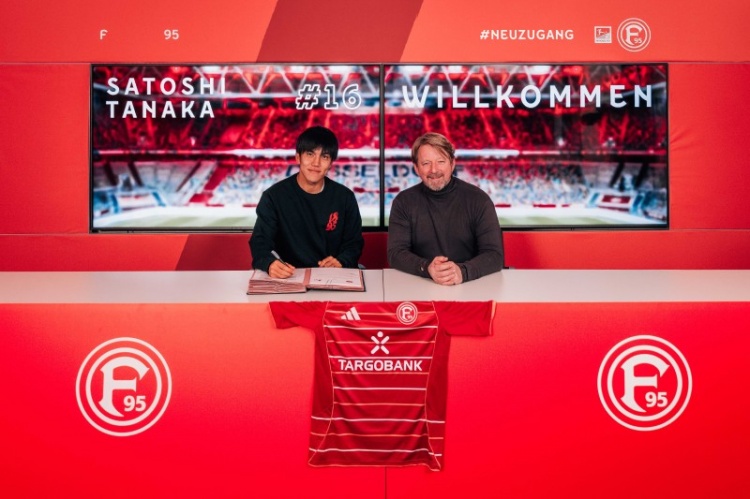 【球迷报道】官方：日本国脚田中聪加盟杜塞尔多夫，签约至2030年(图1)