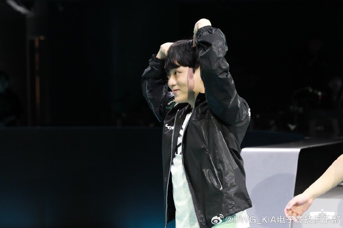 DK晒见面会活动照:请大家多多期待2026年的Dplus Kia