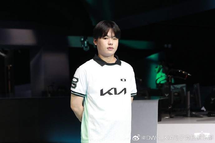 DK晒见面会活动照:请大家多多期待2026年的Dplus Kia