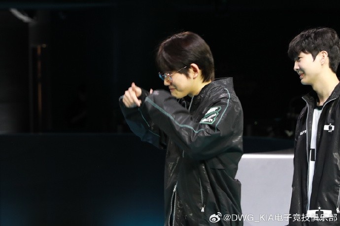 DK晒见面会活动照:请大家多多期待2026年的Dplus Kia