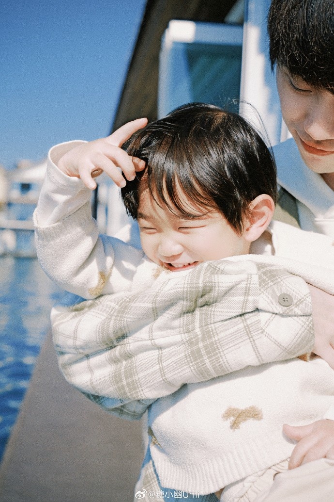 【蜗牛电竞】糖小幽晒与doinb小金合照：感恩生命中所有的一切❤