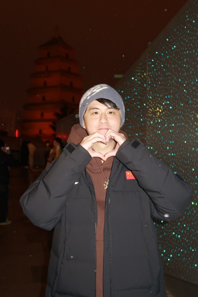 解说记得：小二提前祝家人们2026快乐 新一年海克斯云顶把把天胡