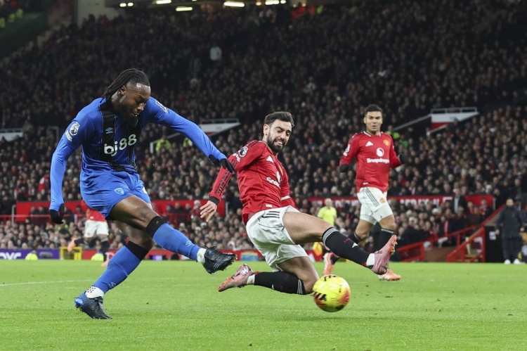 [体育资讯]6400万镑抢到豪门“大众情人”，瓜迪奥拉的新曼城完工了吗？(图3)