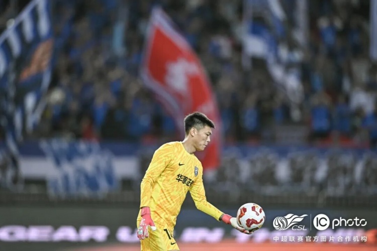 [体育资讯]离队公告｜感谢同行一载 祝福邵镤亮未来一切精彩(图3)