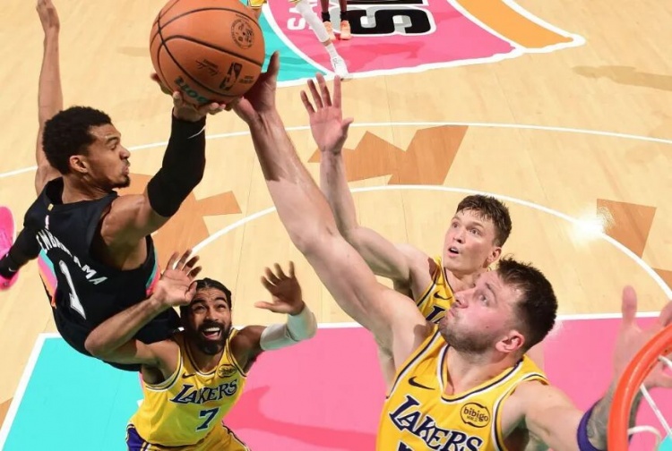 【有道理嘛?】文班vs卢卡，盾与矛；特雷·杨这么便宜？(图1)