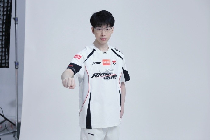 AL发布选手日常返图：定妆照拍摄花絮太suai了呀