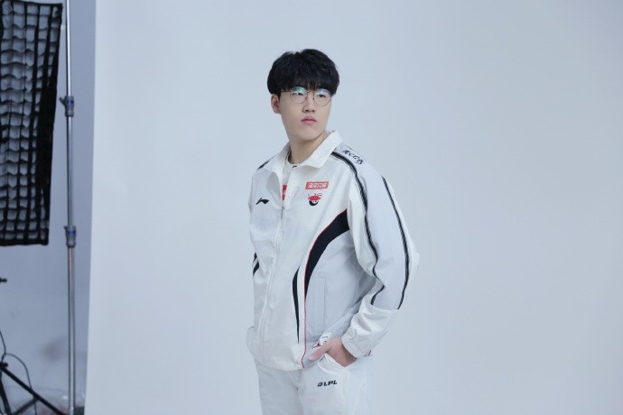 AL发布选手日常返图：定妆照拍摄花絮太suai了呀