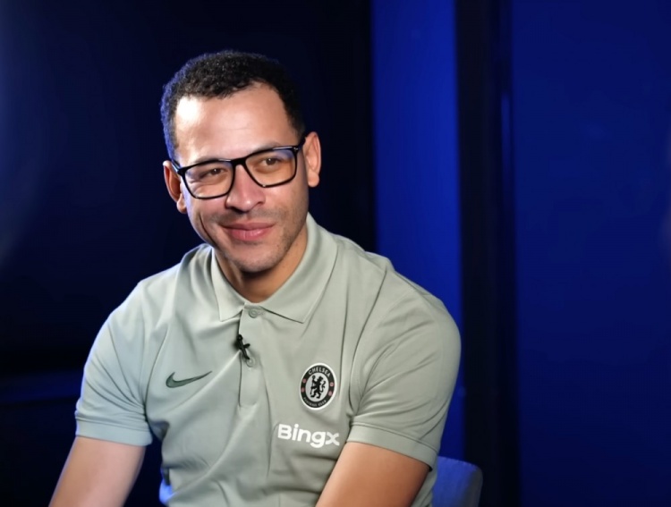 【体育头条】罗塞尼尔：外界对我有很多质疑之声，我要证明自己配得上蓝军帅位(图1)