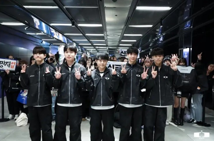 DK分享队员第一周比赛日返图：看看我们的选手们【球盟会】