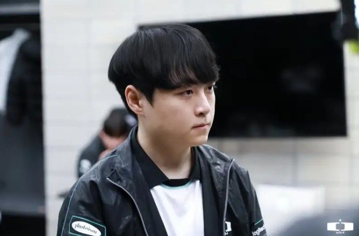 【蜗牛电竞】DK分享队员第一周比赛日返图：看看我们的选手们