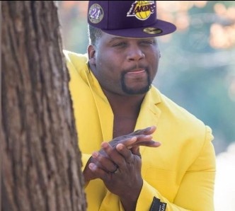 [球迷报道]键盘侠|湖人变成防守强队？艾顿随机决定今晚变身巅峰尤因(图3)