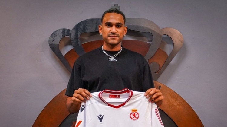 【精彩资讯】博主：26岁边锋约尔迪·姆布拉加盟河南队，出道于巴塞罗那青年队(图1)