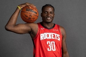 火箭内线风云：从亚当斯到卡佩拉的传承