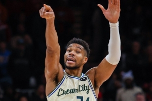 雄鹿重塑未来 需要放弃当下