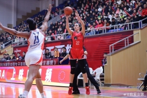 山西女篮十连胜锁定常规赛头名