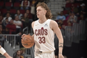 克利夫兰骑士队交易德安德烈·亨特至萨克拉门托国王队