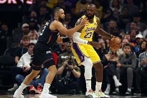 布鲁克斯称詹姆斯时代将终结，指责NBA球员做播客