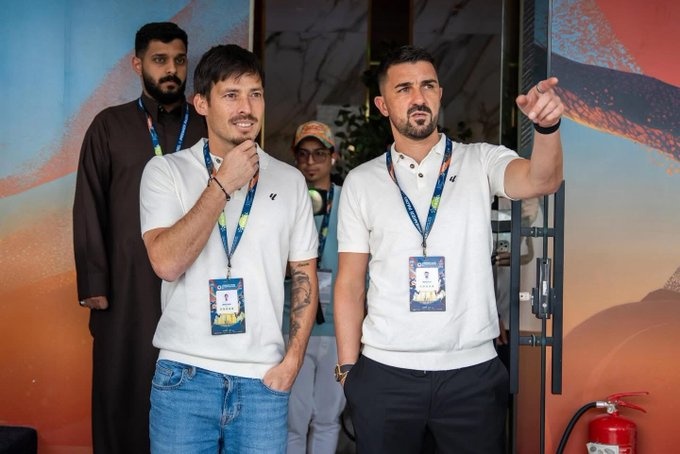 【你怎么看？】大牌助阵！C罗、特奥等球星现场观看笼式网球比赛(图2)