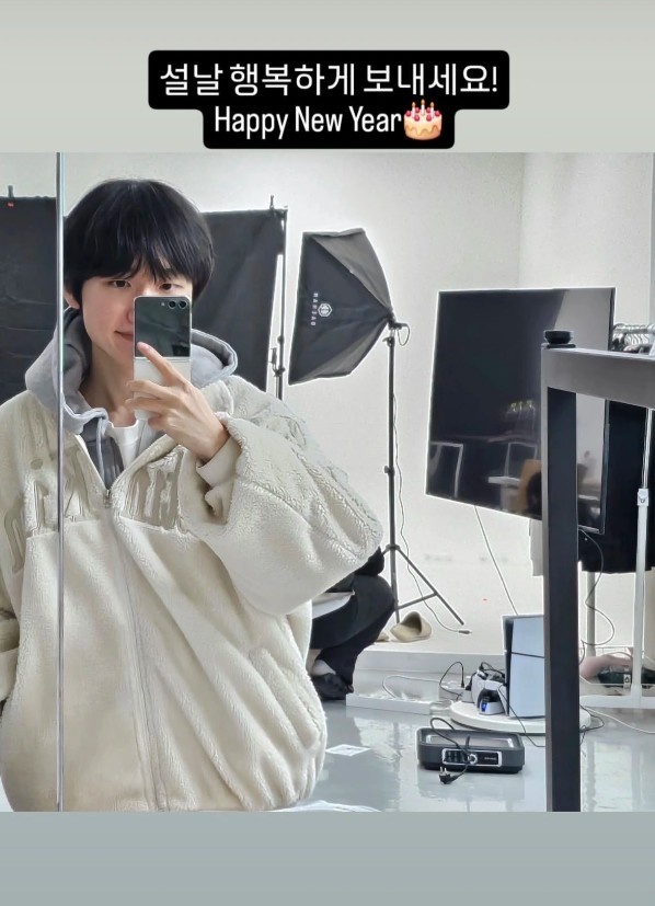 Peanut更新个人动态：Happy New Year🎂【球盟会】